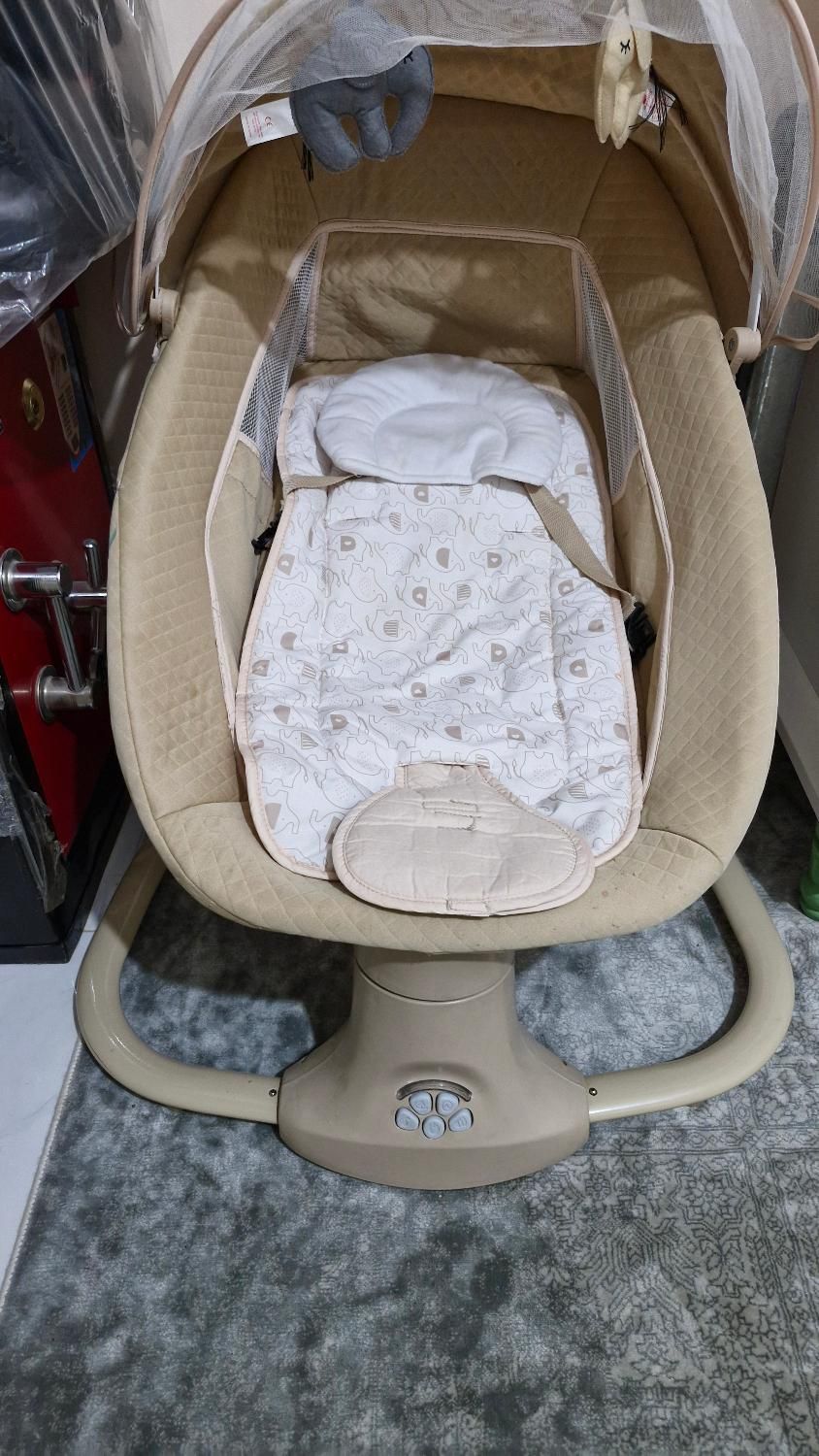 گهواره برقی|تخت و صندلی بچه|ماهدشت, |دیوار