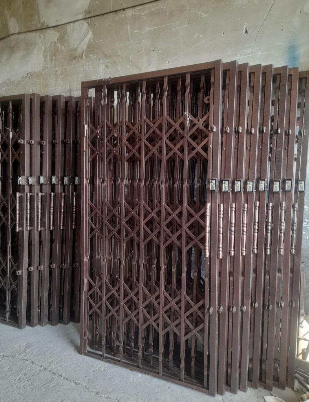تولیدکننده درب اکاردئونی حفاظ اکاردیونی حفاظ پنجره|مصالح و تجهیزات ساختمان|کرج, گلشهر|دیوار