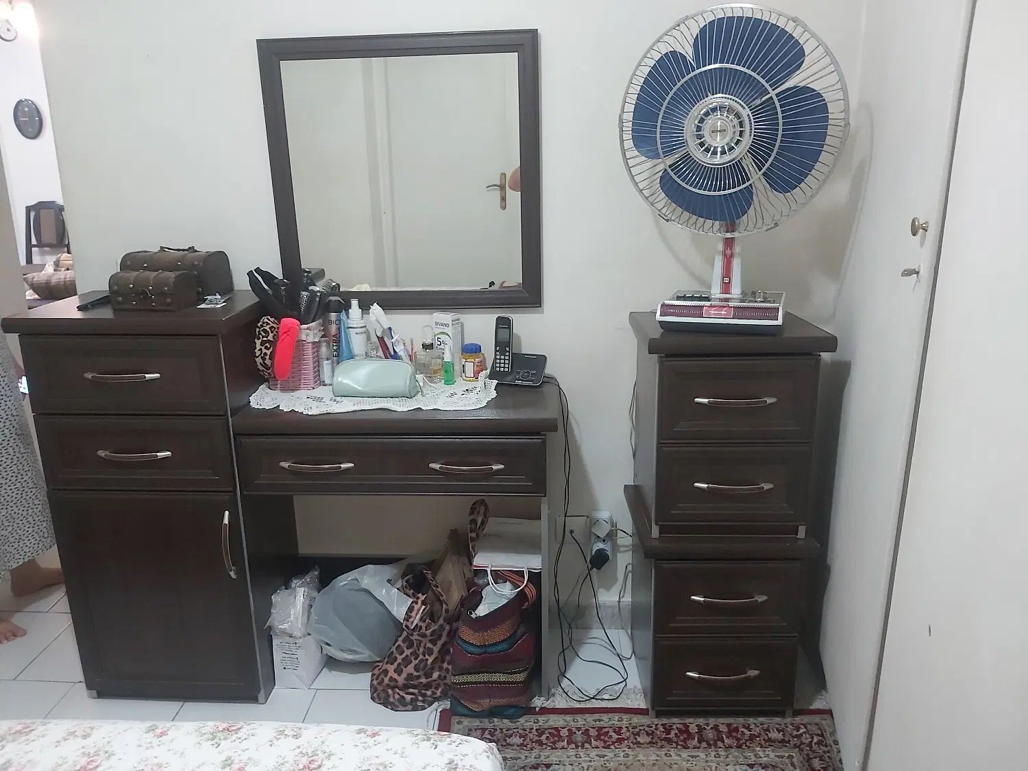 سرویس خواب|تخت و سرویس خواب|کرج, چهارصد دستگاه|دیوار