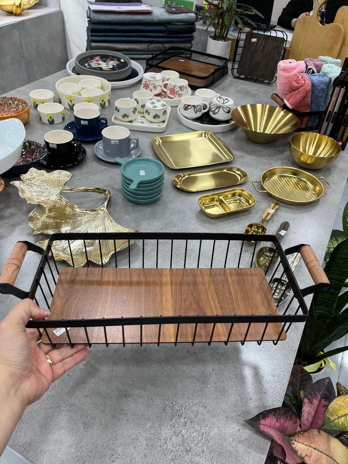 سبد فلز و چوب|ظروف سرو و پذیرایی|رشت, دیانتی|دیوار