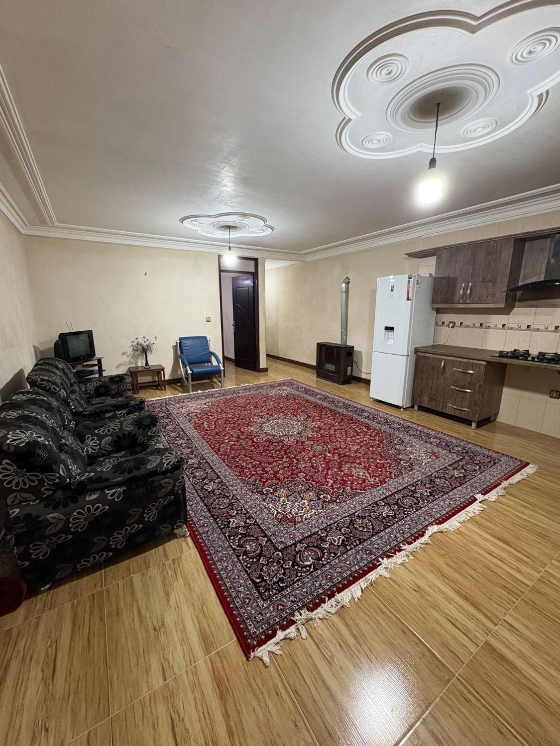 اجاره واحد تک خوابه روزانه و هفتگی|اجارهٔ کوتاهمدت آپارتمان و سوئیت|چالوس, |دیوار