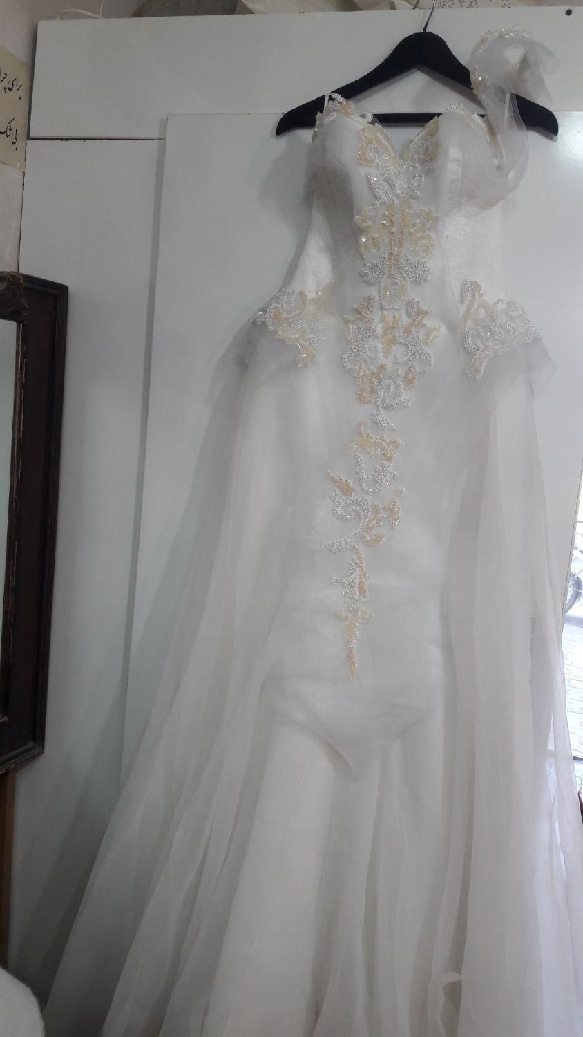 لباس عروس|لباس|سبزوار, بیهق شرقی|دیوار