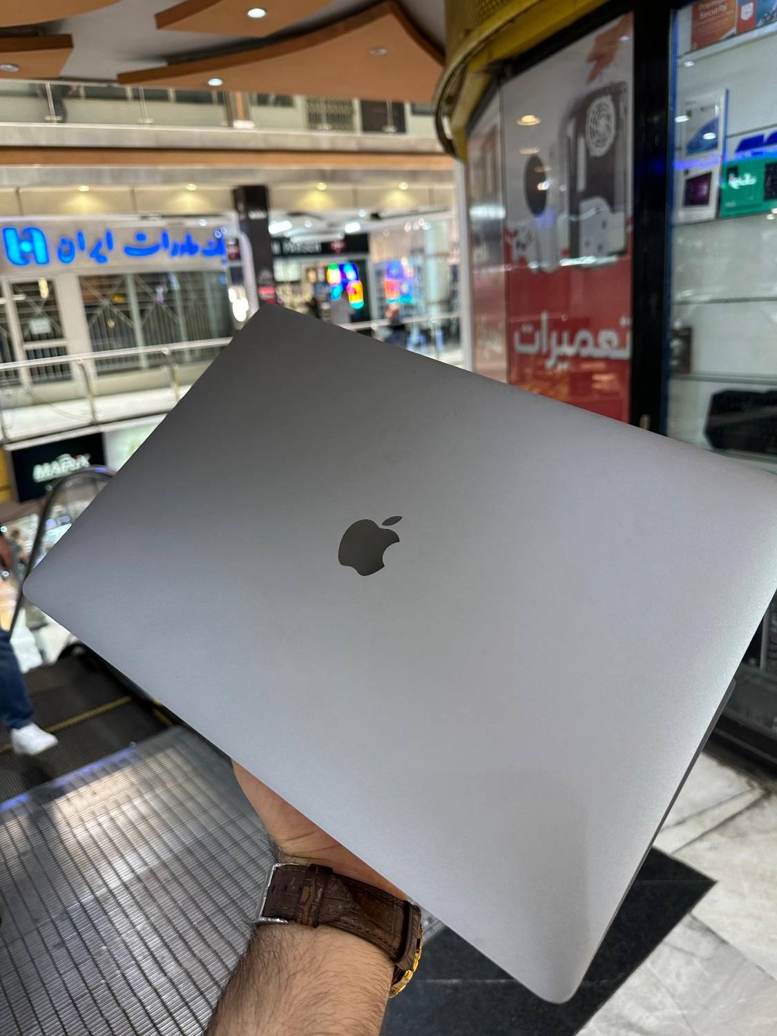 مک بوک پرو  2019  I9 9880H ram 32 ssd 2TB vga 8gb|رایانه همراه|تهران, میرداماد|دیوار