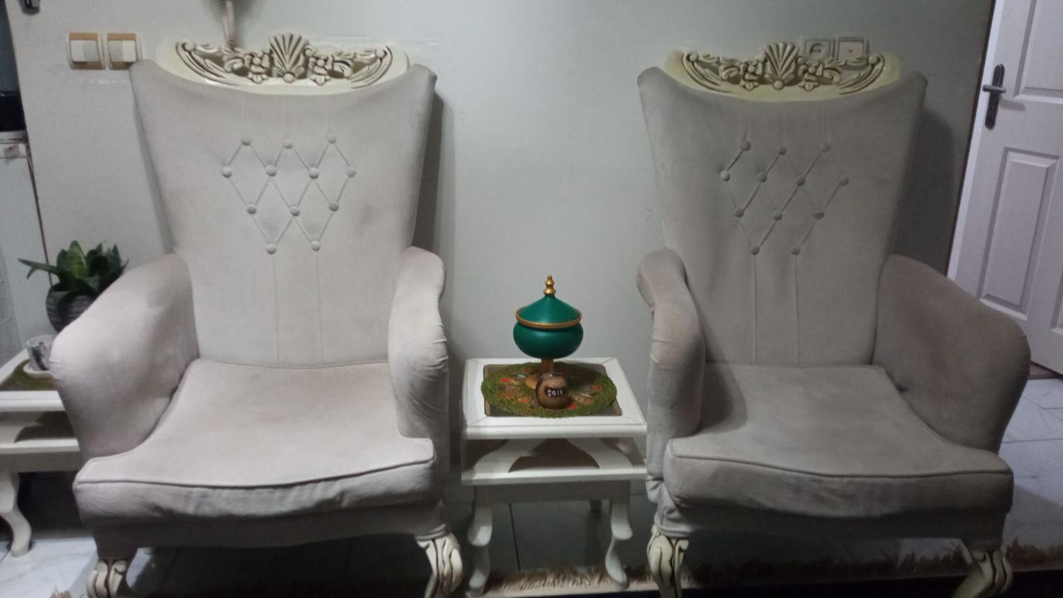 مبل هفت نفره همراه میز جلو مبلی|مبلمان خانگی و میز عسلی|لاهیجان, گلستان|دیوار