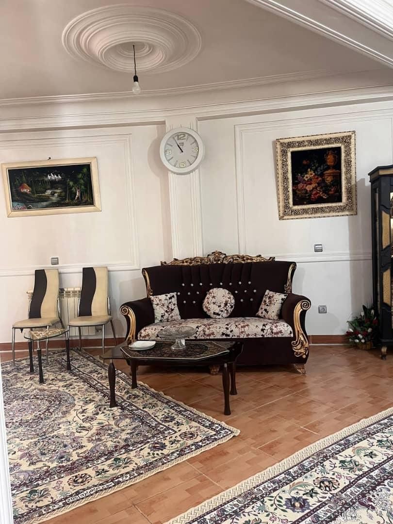 اجاره روزانه/هفتگی/ماهانه ویلا ۳۳۰ متری در گلسار|اجارهٔ کوتاه‌مدت ویلا و باغ|رشت, گلسار|دیوار