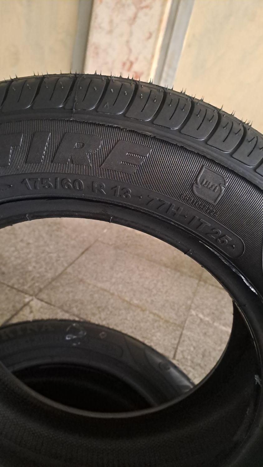 لاستیک ایران تایر۱۷۵ پهن پرایدی،چراغ اسپرت ۱۱۱و۱۳۲|قطعات یدکی و لوازم جانبی|تهران, شهرک رضویه|دیوار