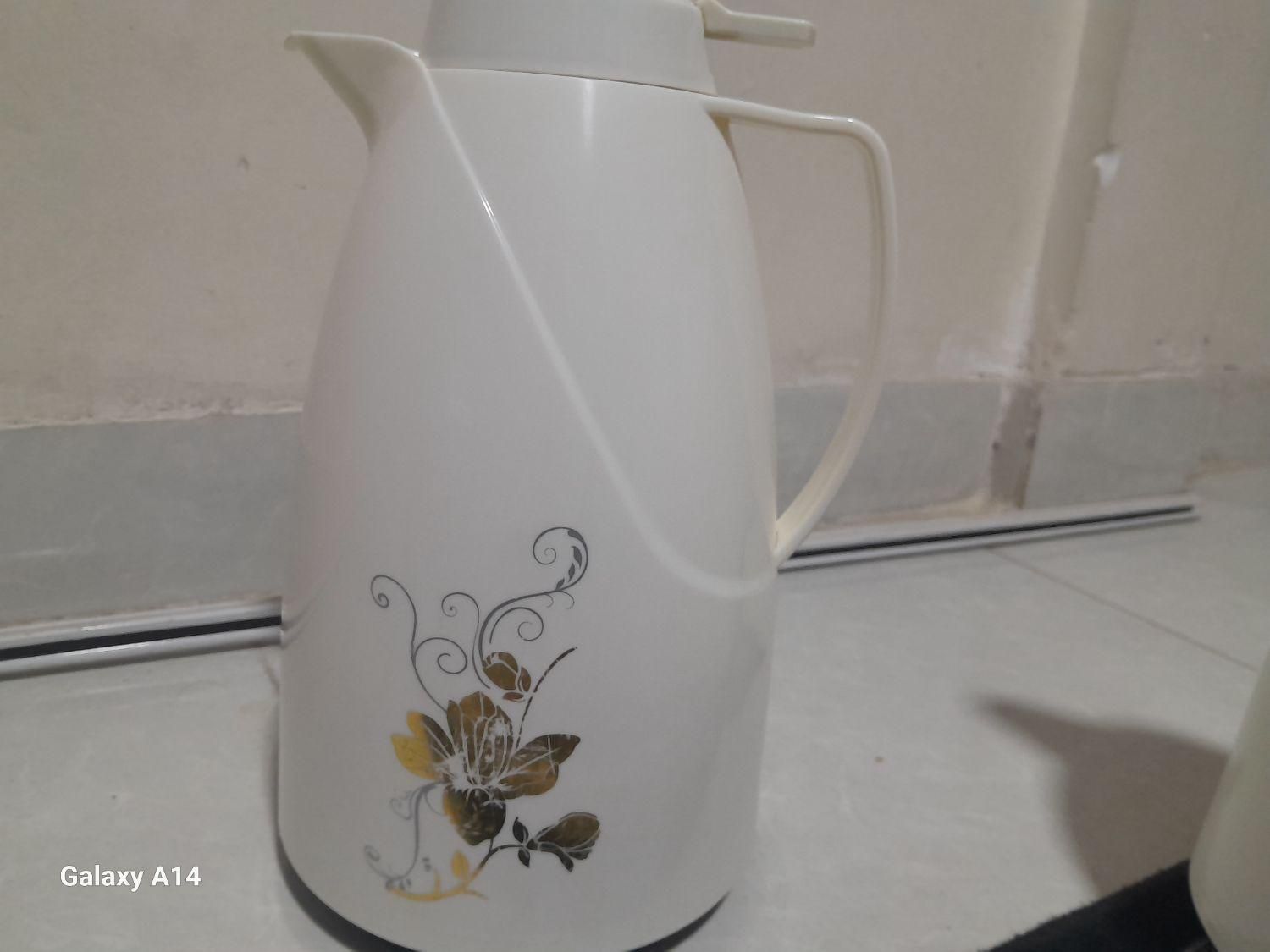 فلاکس چای خارجی ۲ لیتری|قوری، کتری، قهوه‌ساز دستی|تهران, عبدل‌آباد|دیوار