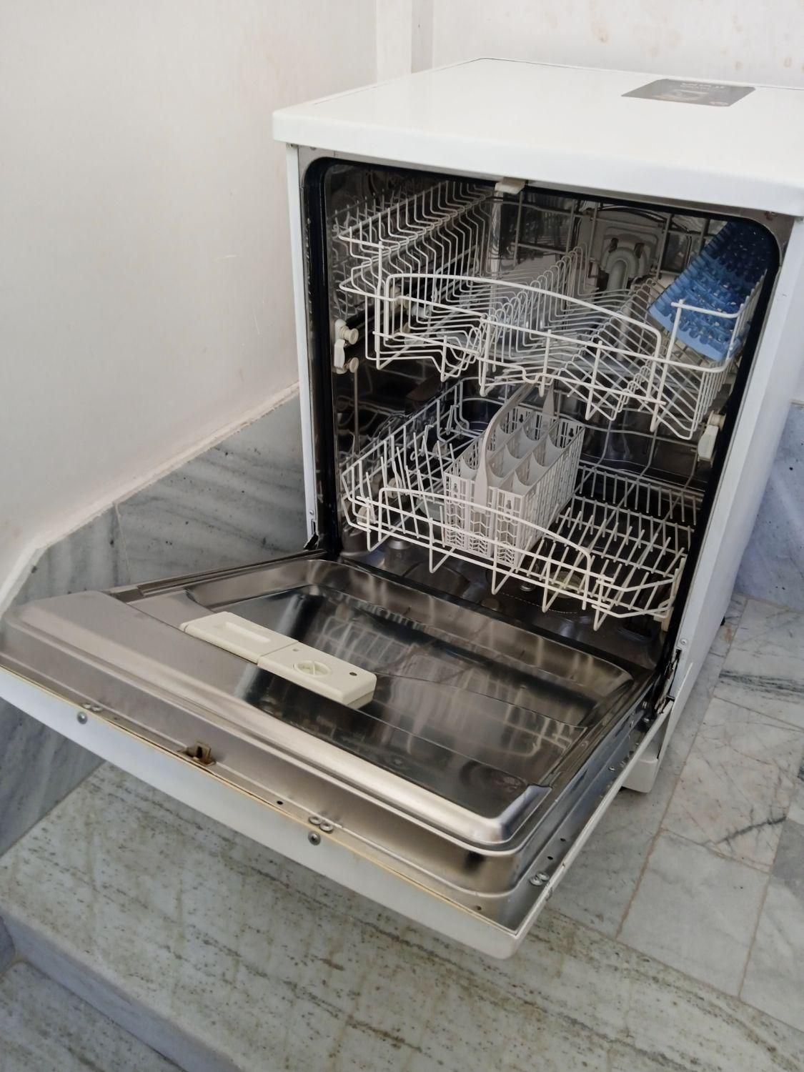 ظرفشویی 14 نفر سامسونگ|ماشین ظرفشویی|صفادشت, |دیوار