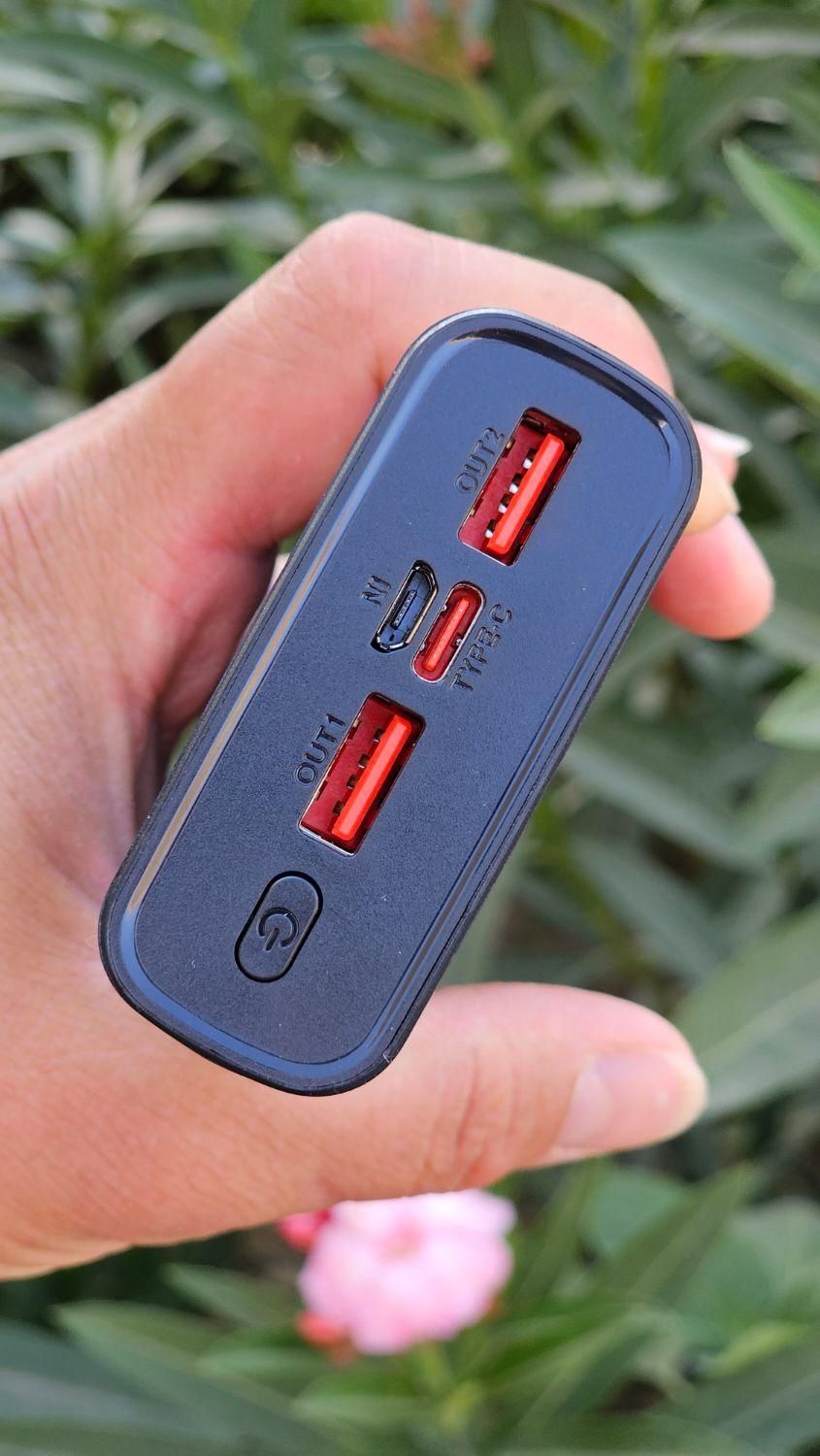 پاور بانک ۲۰۰۰۰|لوازم جانبی موبایل و تبلت|اصفهان, شاهزید|دیوار