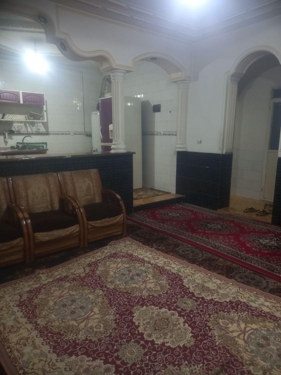 سوئیت مبله|اجارهٔ کوتاه‌مدت آپارتمان و سوئیت|آباده, |دیوار