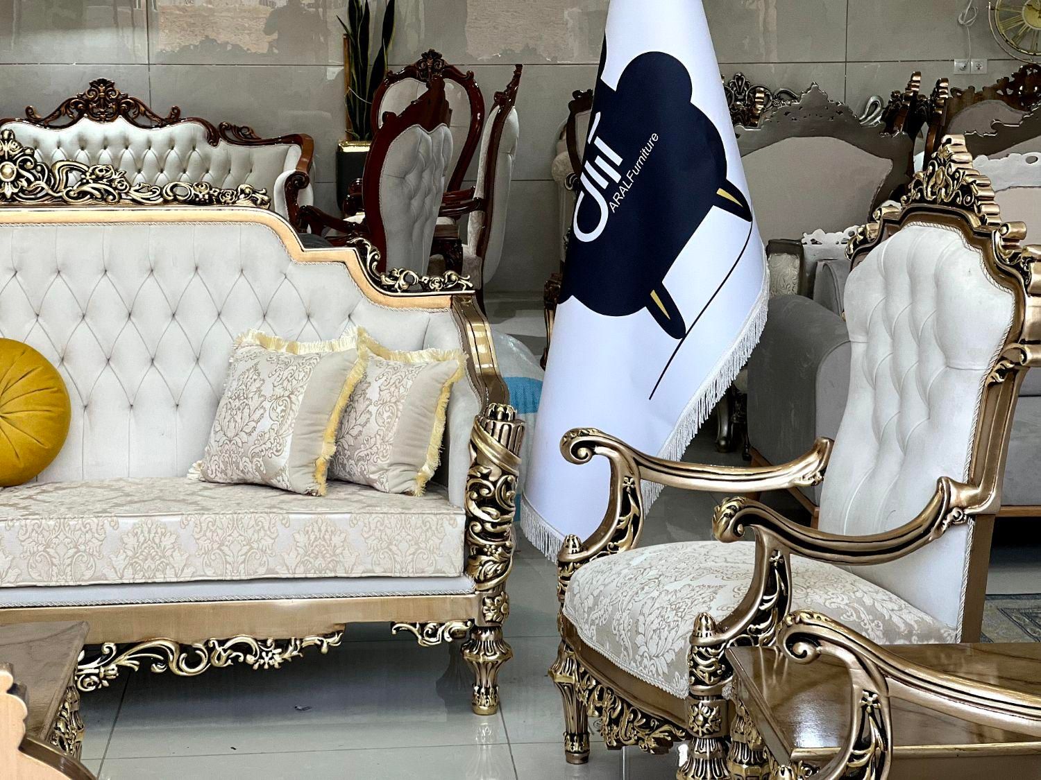 مبل سلطنتی امپراطور|مبلمان خانگی و میز عسلی|کرمانشاه, |دیوار