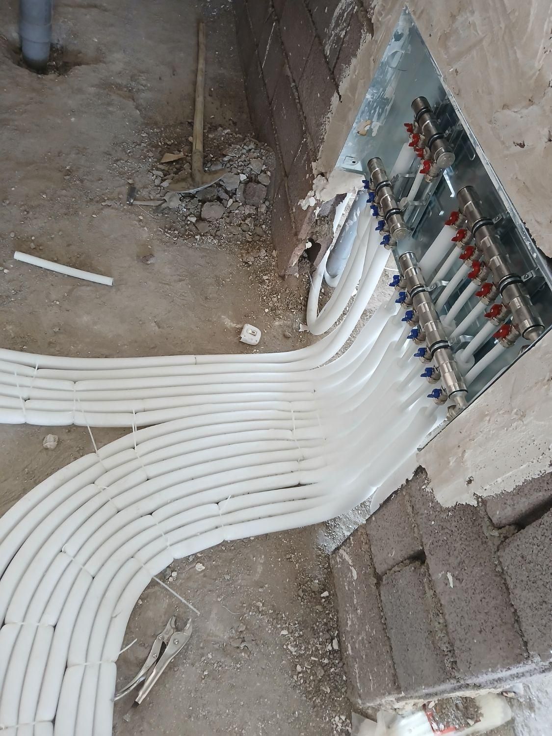 لوله کشی آب 0تا100ساختمان مسکونی و اداری و نصب پمپ|خدمات پیشه و مهارت|قروه, |دیوار