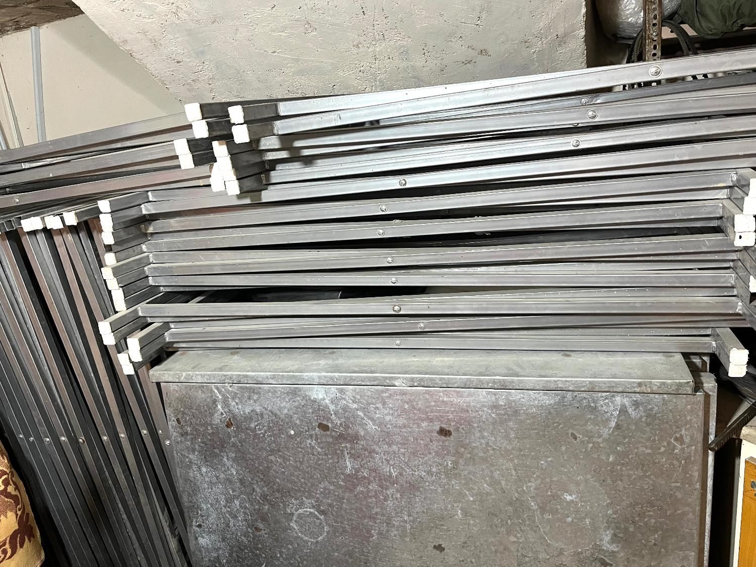 میز تاشو گالوانیزه|میز و صندلی غذاخوری|چادگان, |دیوار