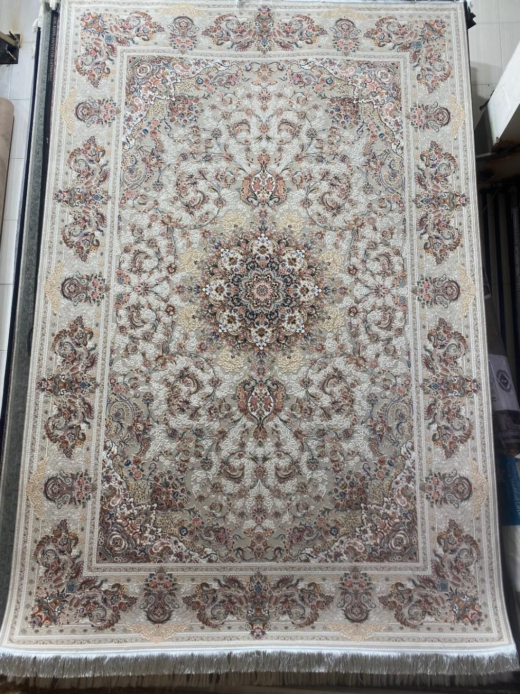 فرش6.9.12متری ریزبافت گل برجسته نخ(فرش کریم زاده)|فرش|تبریز, |دیوار