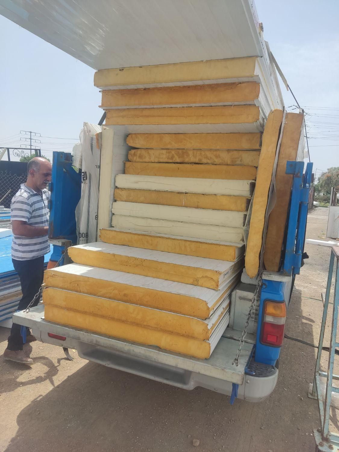 فروش انواع ساندویچ پانل و شیروانی رنگی|مصالح و تجهیزات ساختمان|ساوه, |دیوار