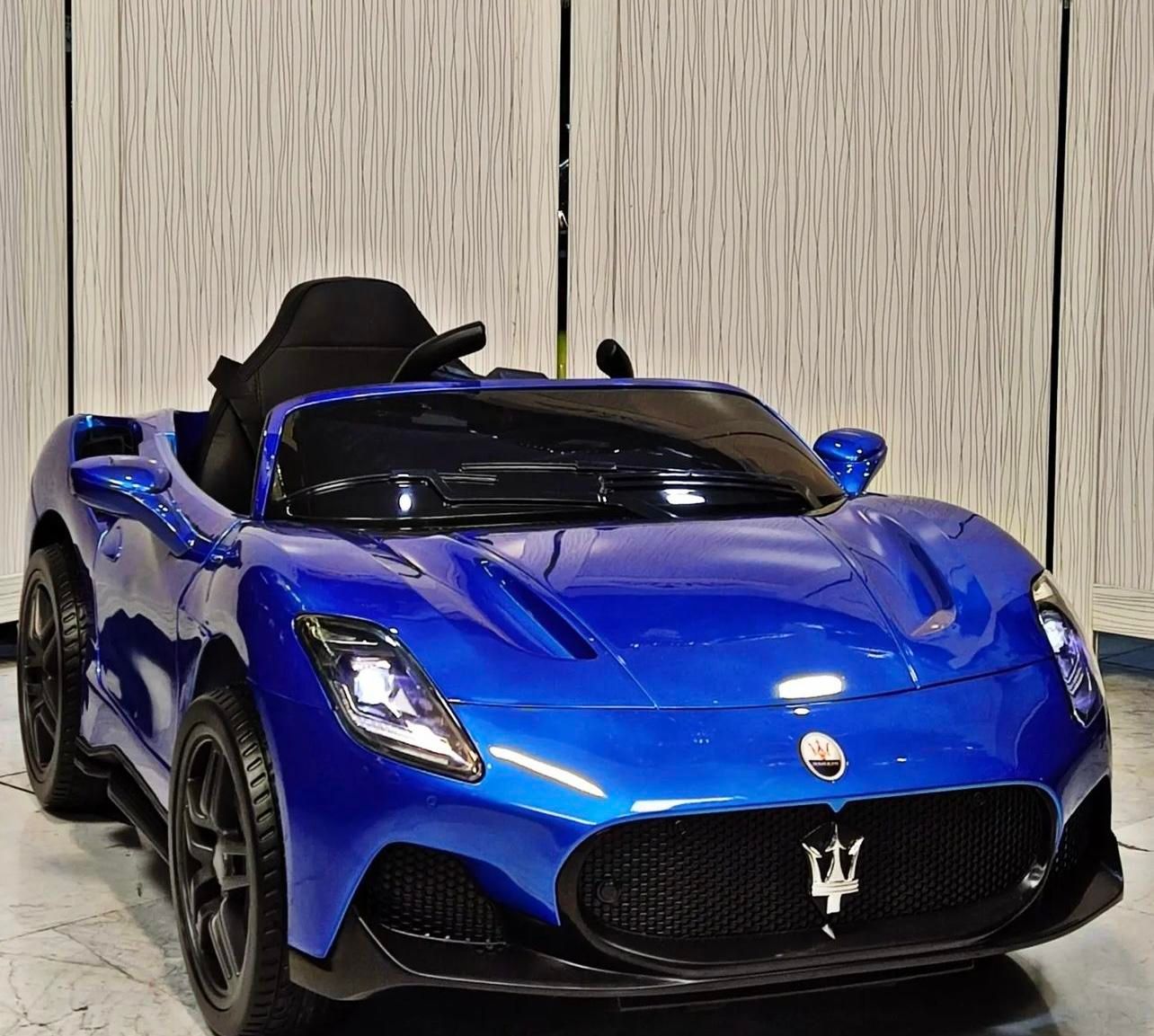 ماشین شارژی متالیک|اسباببازی|کرج, شهرک بنفشه|دیوار