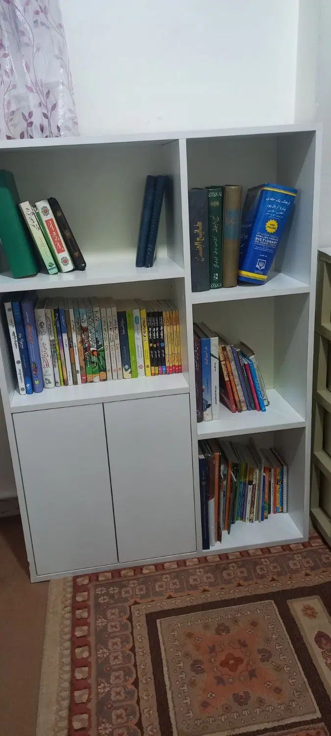 کتابخانه مدرن و تمیز فروش بعلت کمبودجا|کتابخانه، شلف، قفسه‌های دیواری|تهران, تهرانسر غربی|دیوار