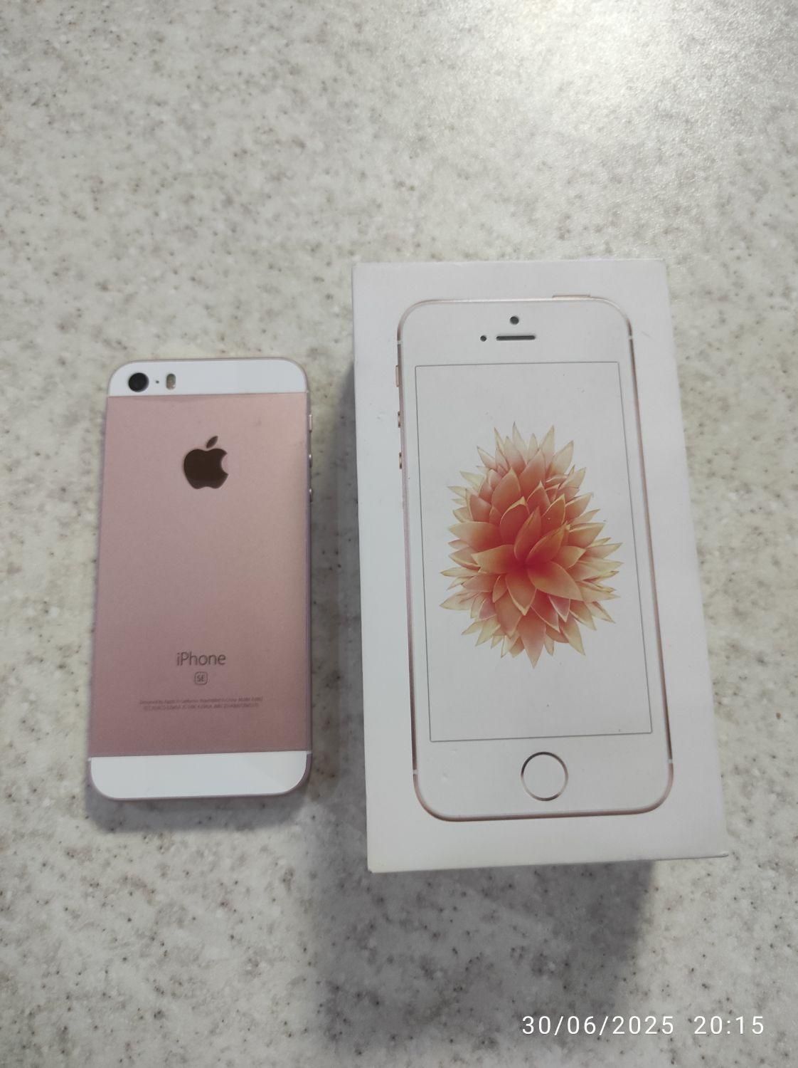 اپل iPhone SE با حافظهٔ ۶۴ گیگابایت|موبایل|اصفهان, خواجو|دیوار