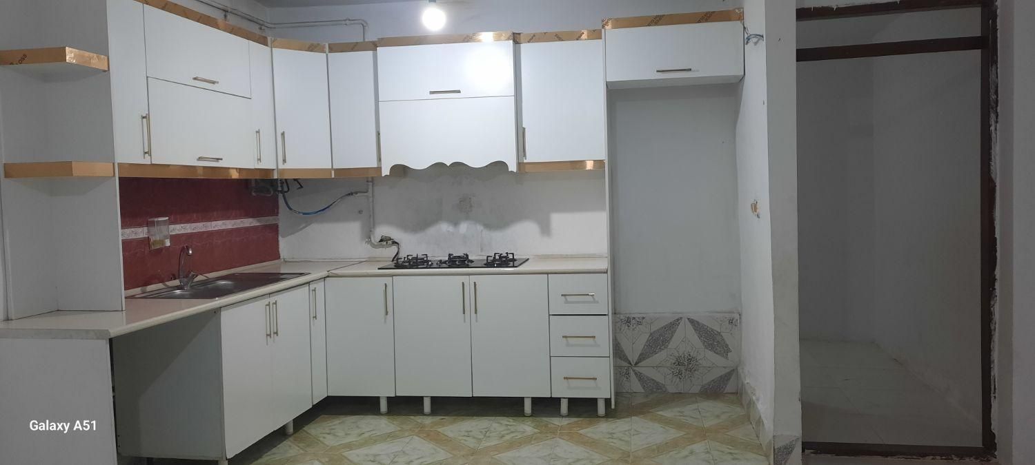 ملک شمالی همکف دربست توس ۵۵ شافعی ۲۳|فروش آپارتمان|مشهد, توس (بلوار توس)|دیوار