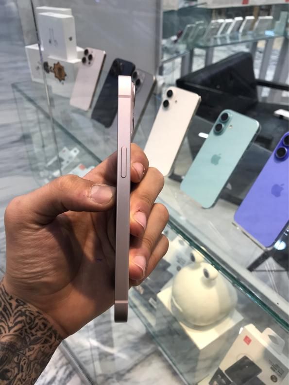 اپل iPhone 13 با حافظهٔ ۱۲۸ گیگابایت Za|موبایل|تهران, صادقیه|دیوار