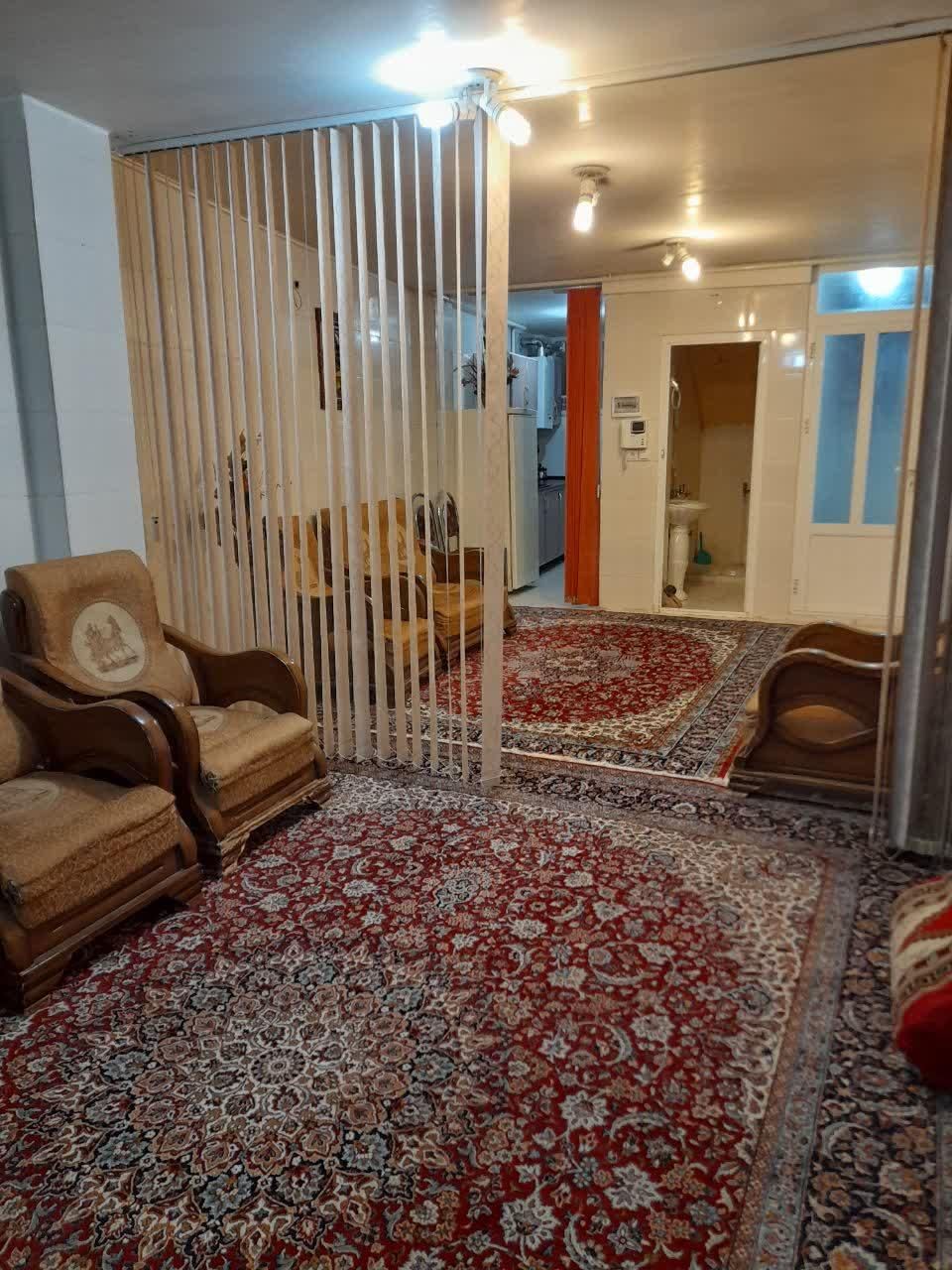 اجاره سوئیت و ویلا باغبهادران باغبادران باغوردون|اجارهٔ کوتاه‌مدت آپارتمان و سوئیت|اصفهان, جلفا|دیوار