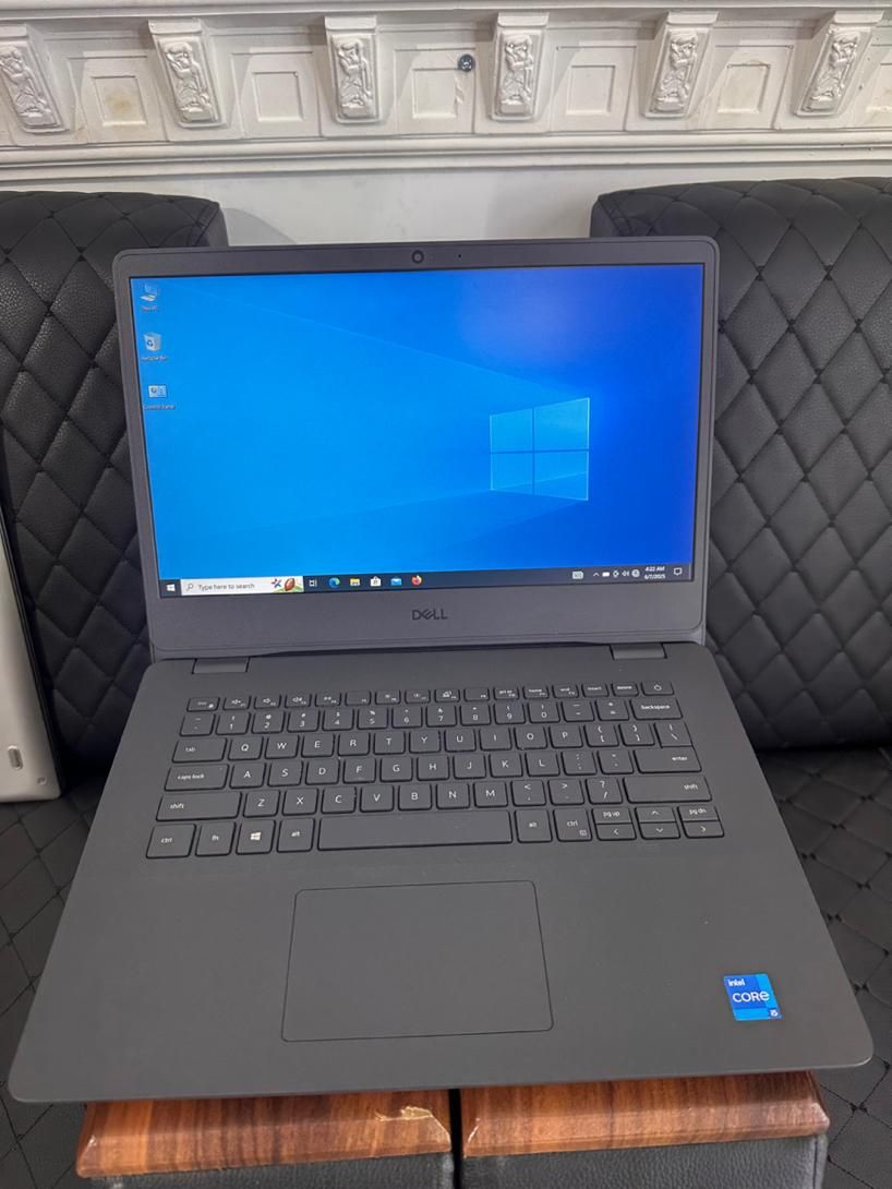Note book vostro14 core i5 نسل یازدهم پشت ویترینی|رایانه همراه|رشت, پیرسرا|دیوار