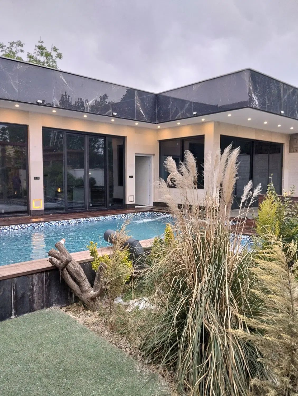 ویلاباغ جنگلی+الحاق به بافت+کردان/تهراندشت|فروش خانه و ویلا|کرج, گوهردشت|دیوار