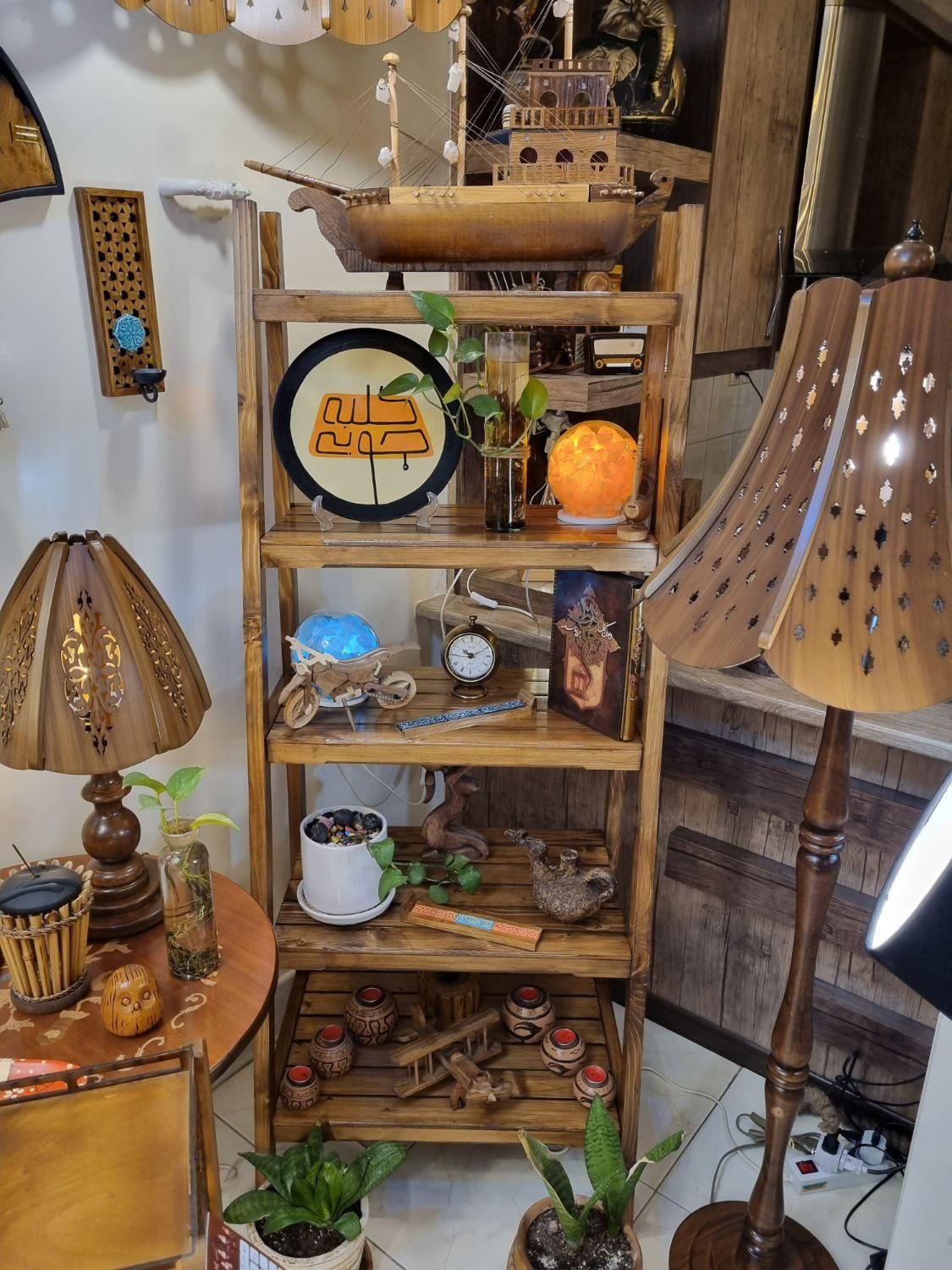 بوفه استند تمام چوب روس|بوفه، ویترین، کنسول|اصفهان, مصلی|دیوار