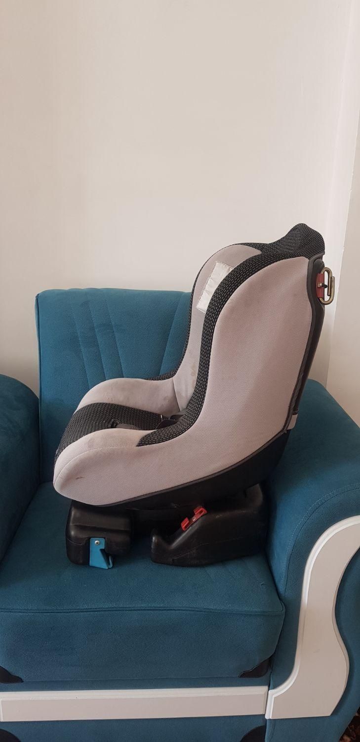 صندلی ماشین کودک برند چیکو اصل ایتالیا chicco|تخت و صندلی بچه|سهند, |دیوار