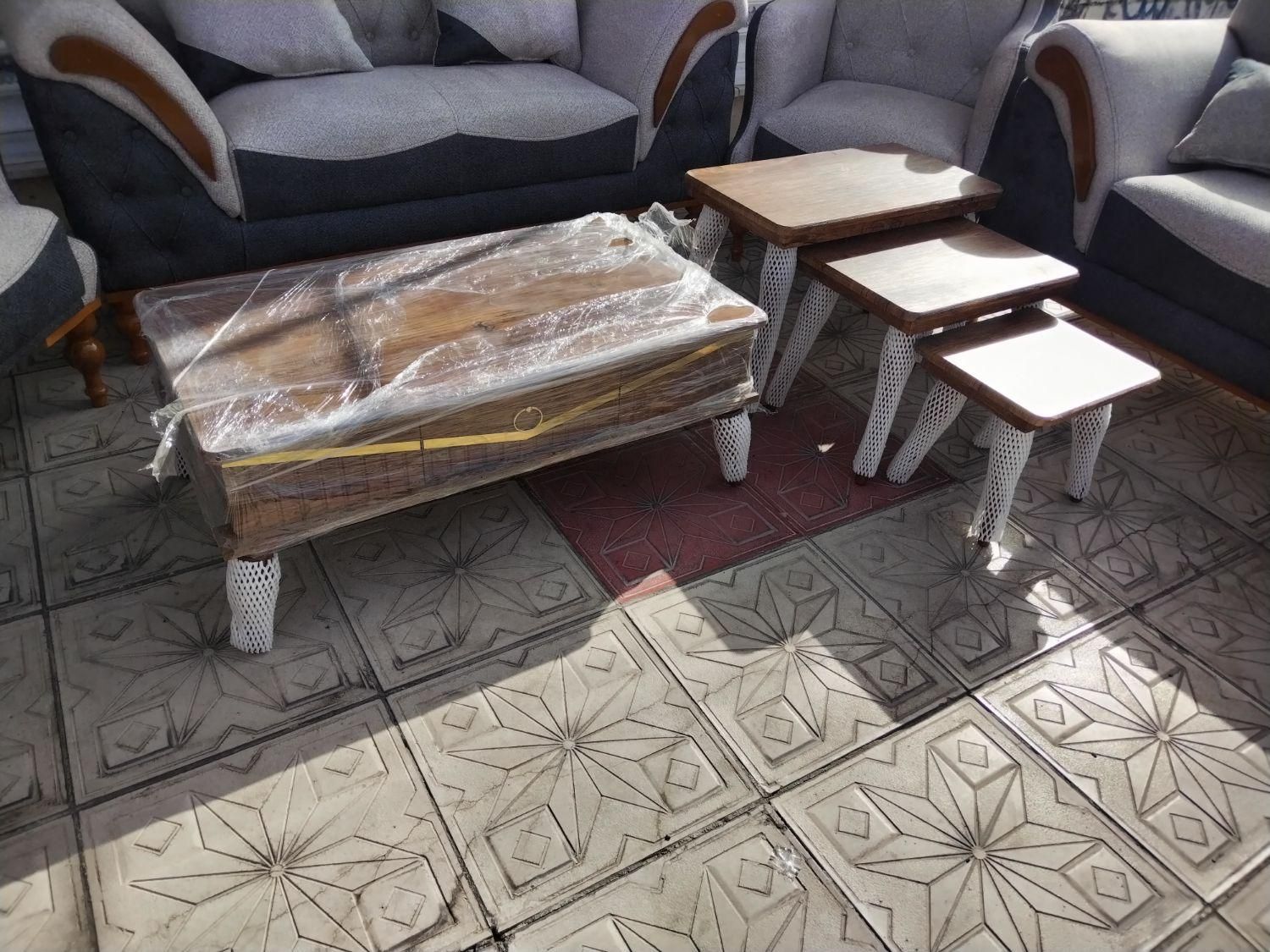 میز چهارتیکه مبل|مبلمان خانگی و میز عسلی|بیرجند, |دیوار