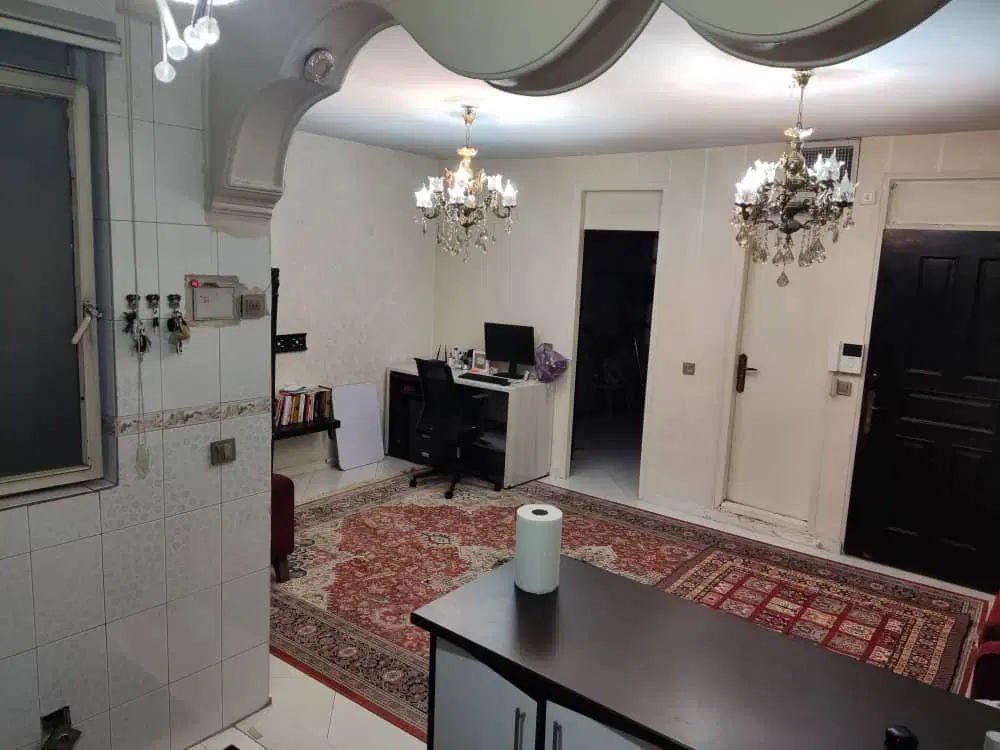 واحد 50 متری/پارکینگ دار/اکازیون/چسب مترو|اجارهٔ آپارتمان|تهران, جی|دیوار