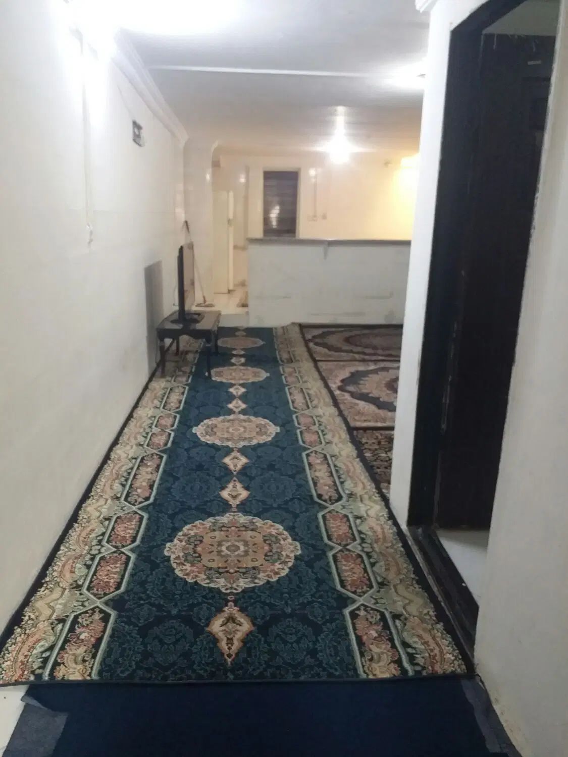 اجاره کوتاه مدت|اجارهٔ کوتاه‌مدت آپارتمان و سوئیت|مشهد, جلالیه|دیوار