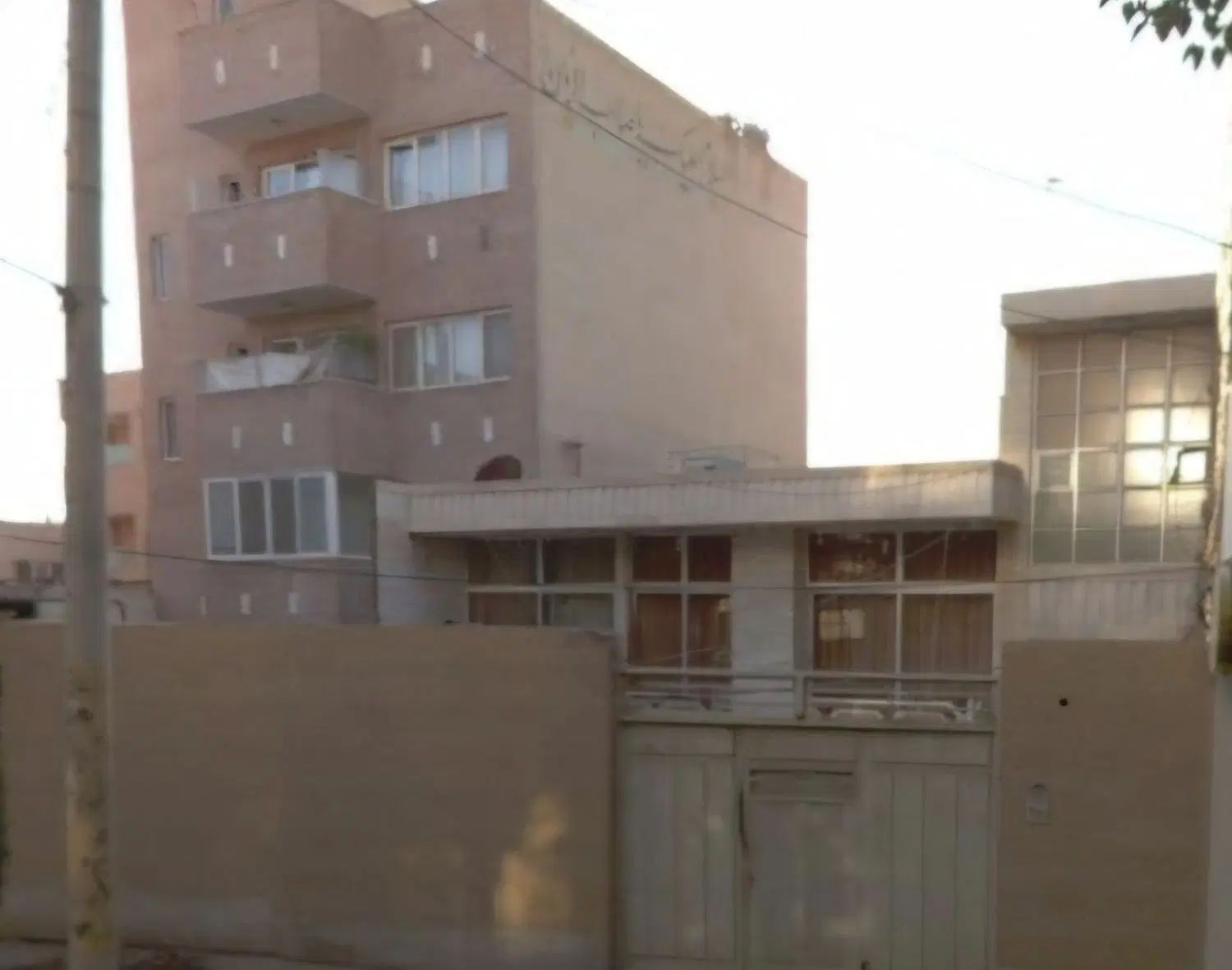 فروش ملک کلنگی خیابان صاحب الزمان سروش/تهاتر|فروش زمین و ملک کلنگی|اصفهان, سرتاوه|دیوار