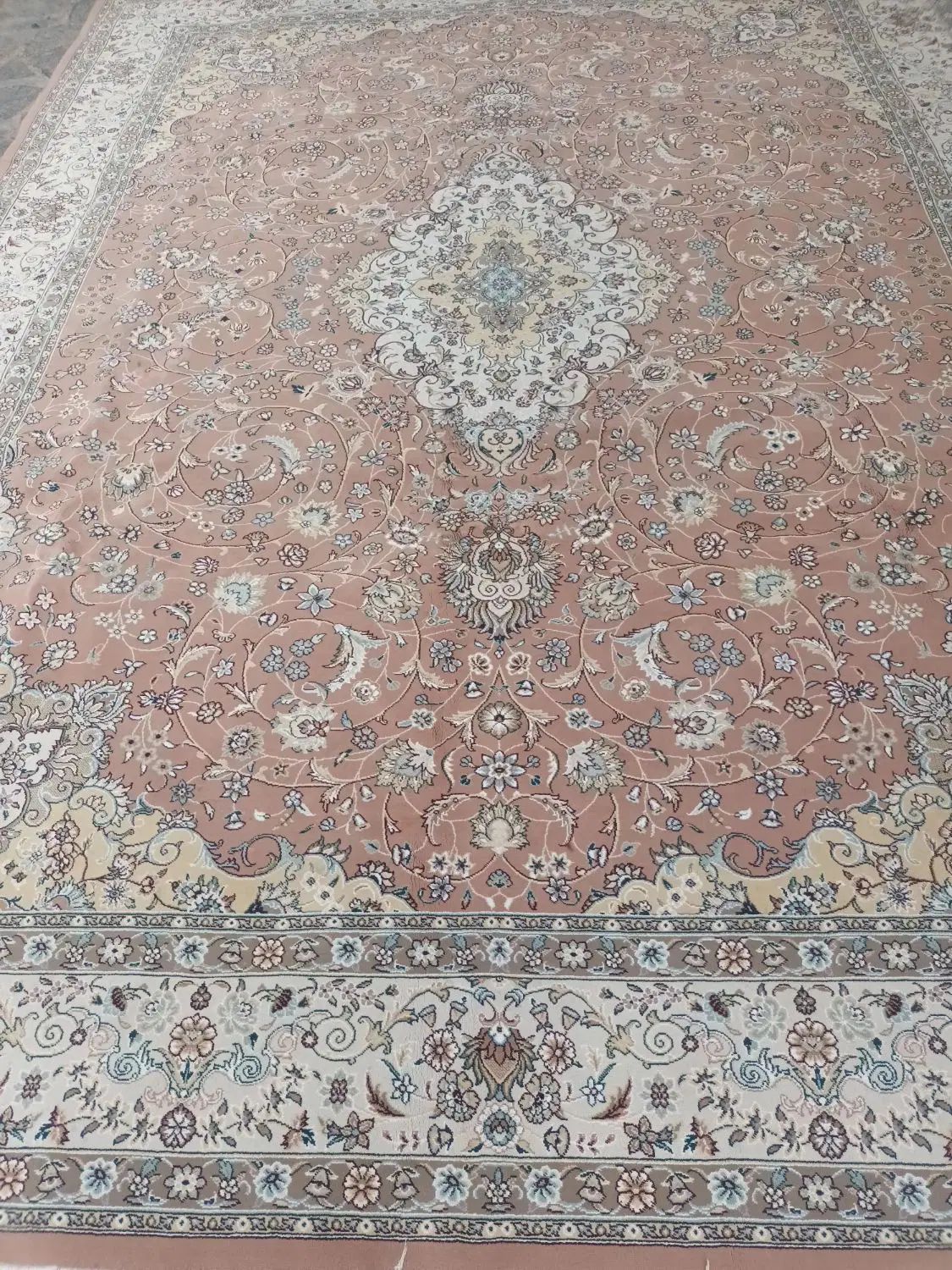 اجاره فرش مجالس با قیمت استثنایی|فرش|همدان, |دیوار