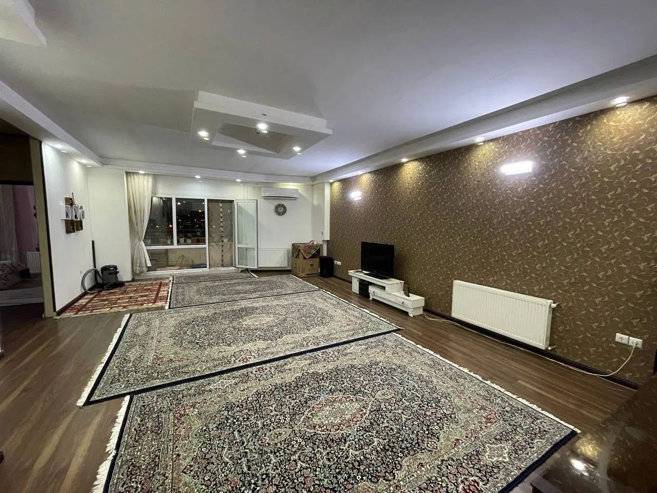 آپارتمان ۱۴۰ متر ۳ خواب نورگیر عالی|اجارهٔ آپارتمان|مشهد, شهرآرا|دیوار