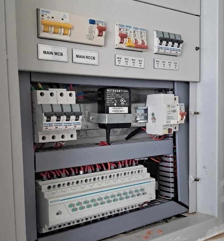 خدمات برق ساختمان و صنعتی زارعی /برقکاری/ برق کش|خدمات پیشه و مهارت|بندرعباس, |دیوار