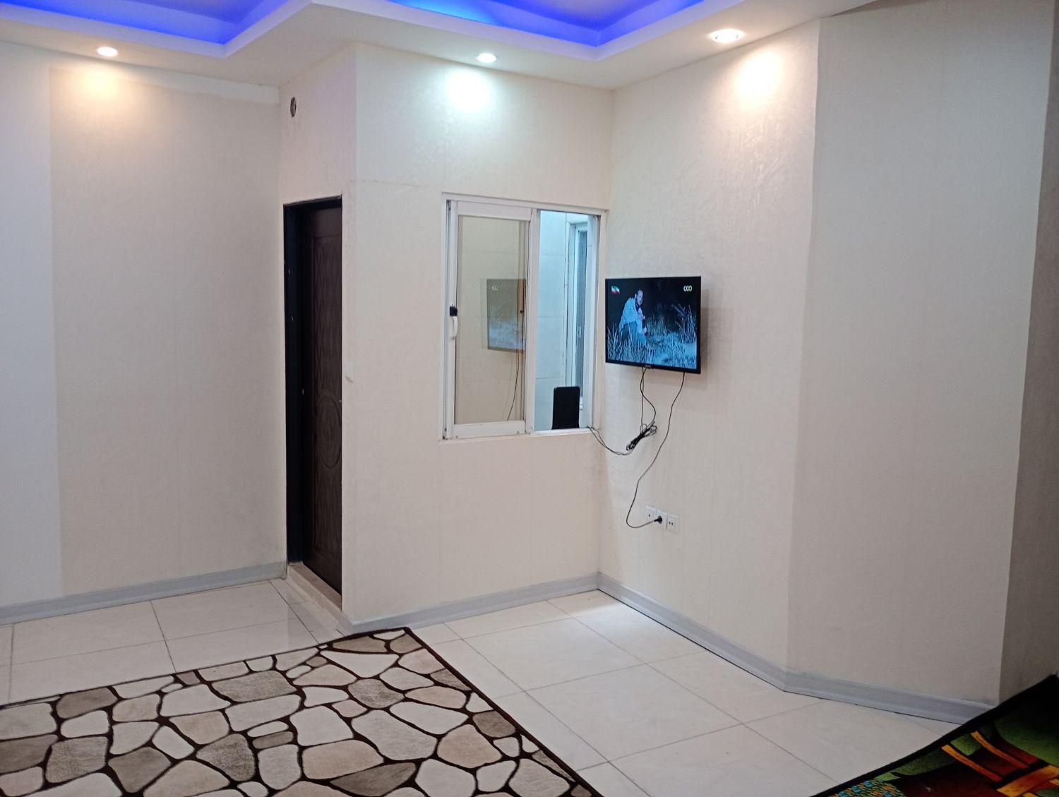 تکخواب مستقل رازی گلها روزانه هفتگی ماهانه|اجارهٔ کوتاه‌مدت آپارتمان و سوئیت|رشت, پل تالشان|دیوار