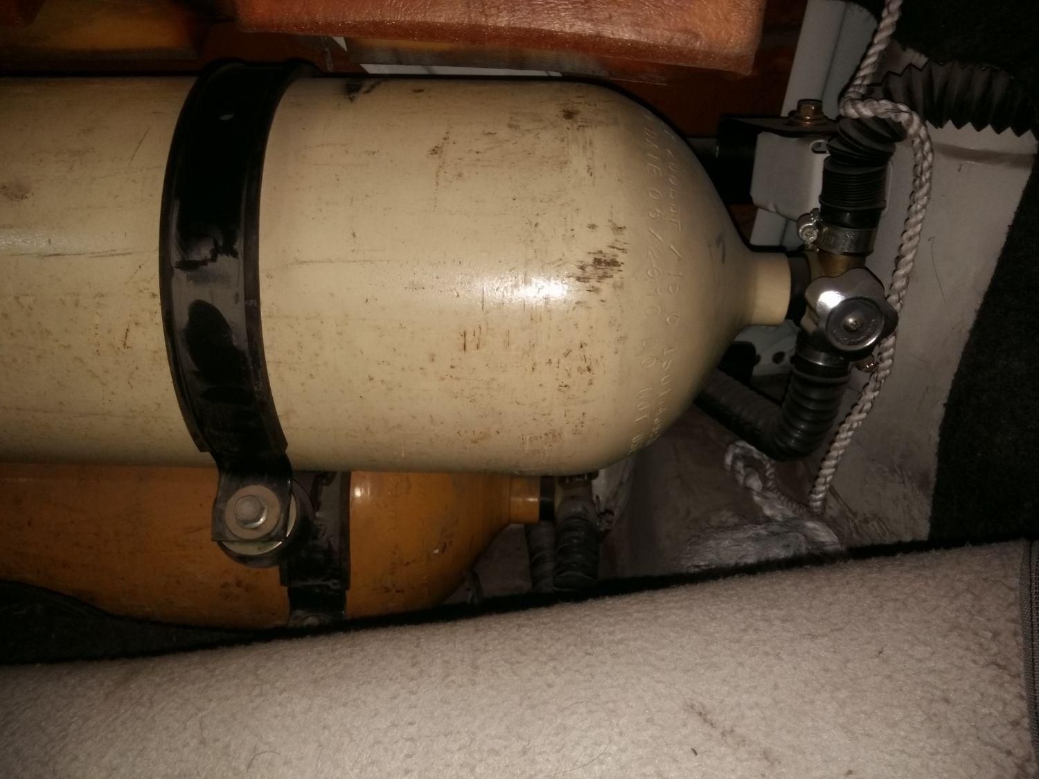 مخزن گاز cng دو قلو پراید نو|قطعات یدکی و لوازم جانبی|یزد, |دیوار