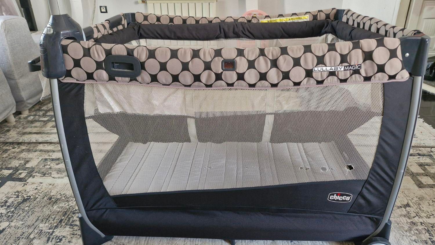 تخت پارک چیکو به همراه خوش خواب|اسباب و اثاث بچه|قزوین, |دیوار