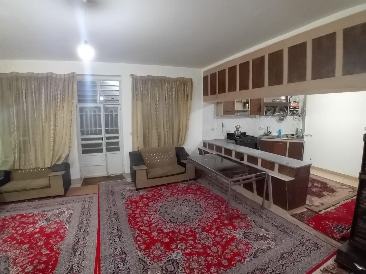 سوئیت رفاءدربست مبله مخصوص خانواده ها  تربت حیدریه|اجارهٔ کوتاه‌مدت آپارتمان و سوئیت|تربت‌حیدریه, بیمارستان رازی|دیوار