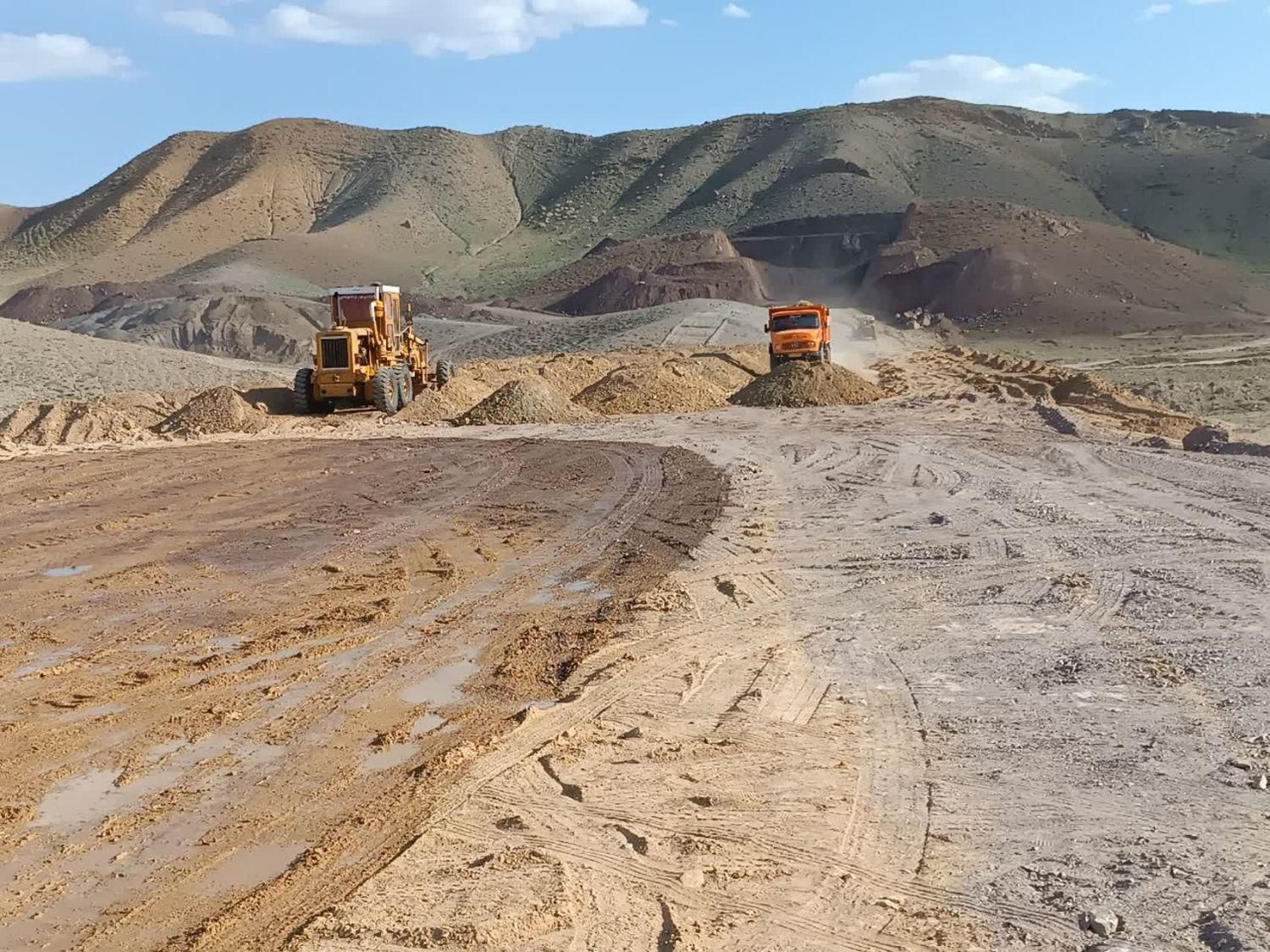 گریدر غلطک آبپاش بیل مکانیکی کمرشکن|خدمات حمل و نقل|بیرجند, |دیوار