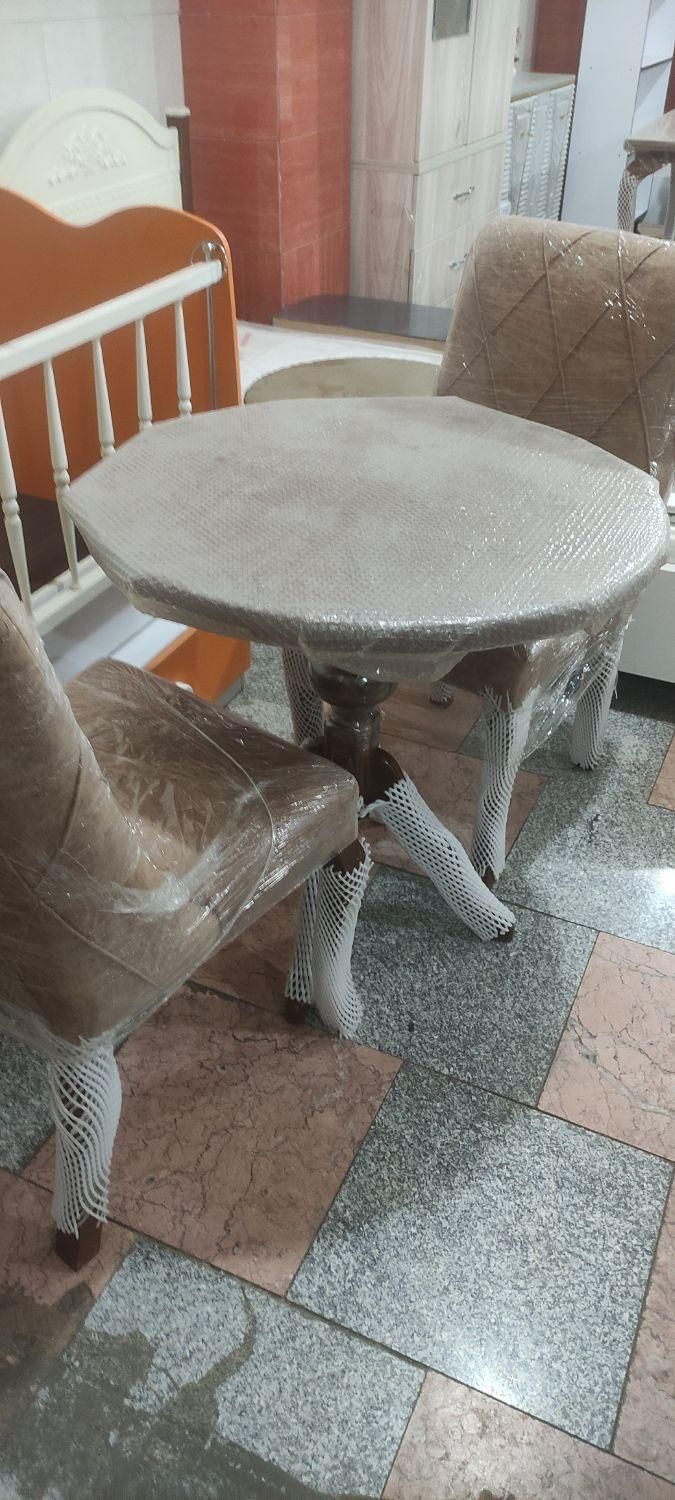 میز غذاخوری چستر سه نفره|میز و صندلی غذاخوری|محمدیه-قزوین, |دیوار