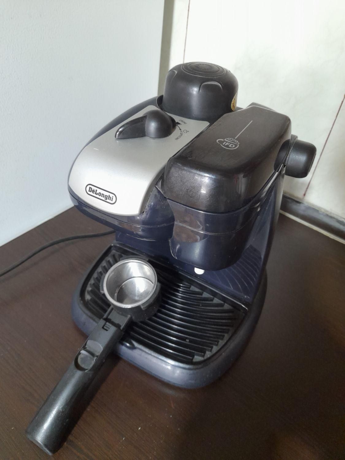 اسپرسو ساز دلونگی قهوه ساز|سماور، چایساز، قهوهساز|تهران, بروجردی|دیوار