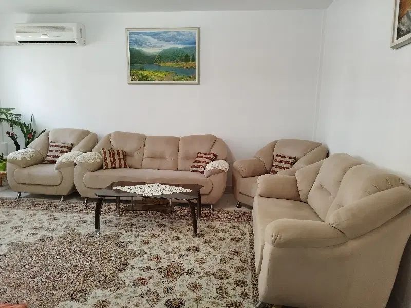 مبل راحتی ۷ نفره|مبلمان خانگی و میز عسلی|رشت, کوی مهر|دیوار