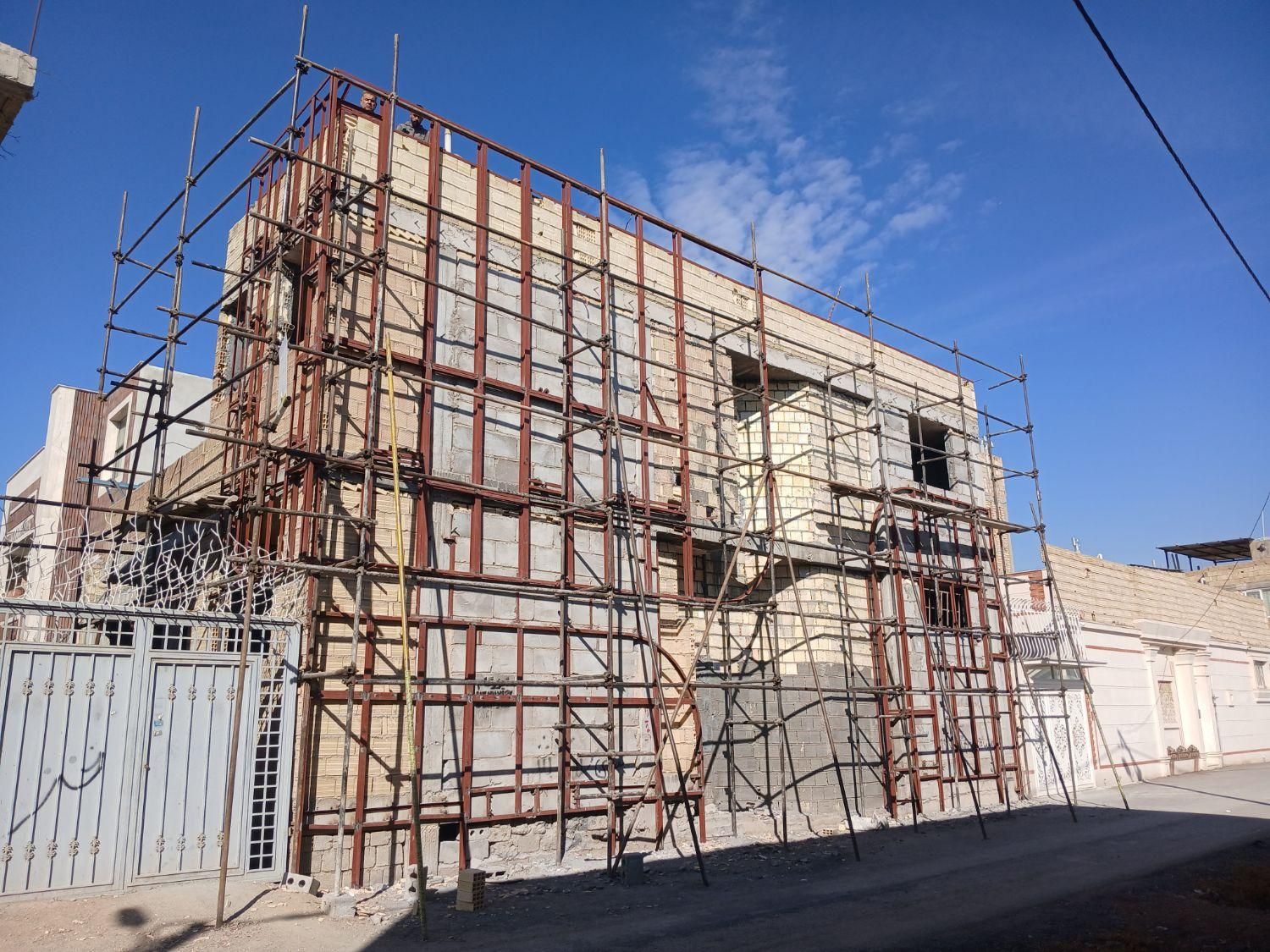 اجرای داربست فلزی در اسرع وقت|خدمات پیشه و مهارت|نجف‌آباد, الله اکبر|دیوار