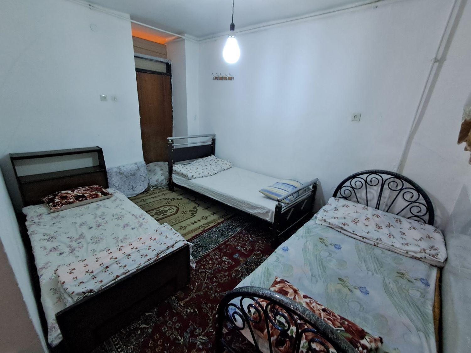 اجاره خانه ویلایی دربست مرکز شهر|اجارهٔ کوتاه‌مدت آپارتمان و سوئیت|سنندج, |دیوار