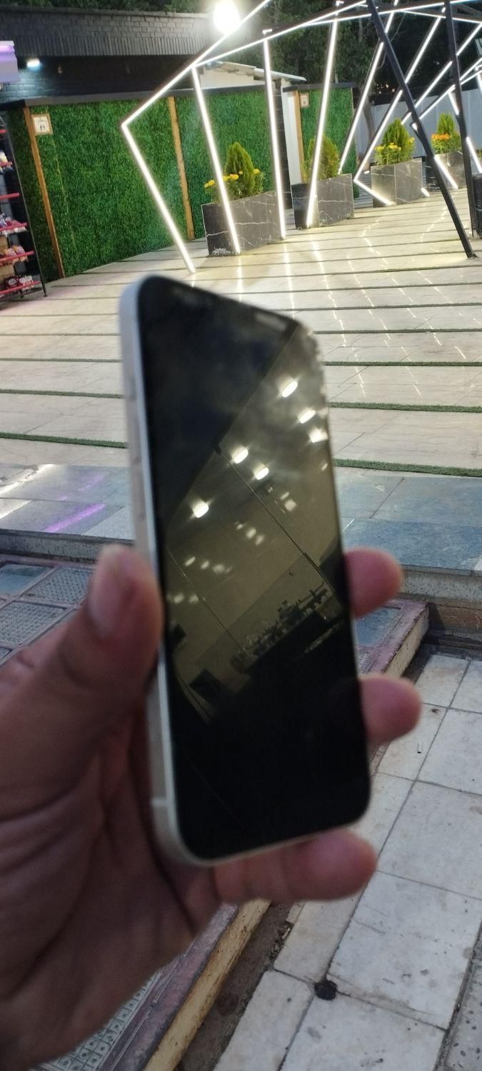 اپل iPhone 13 با حافظهٔ ۱۲۸ گیگابایت|موبایل|اصفهان, احمدآباد|دیوار