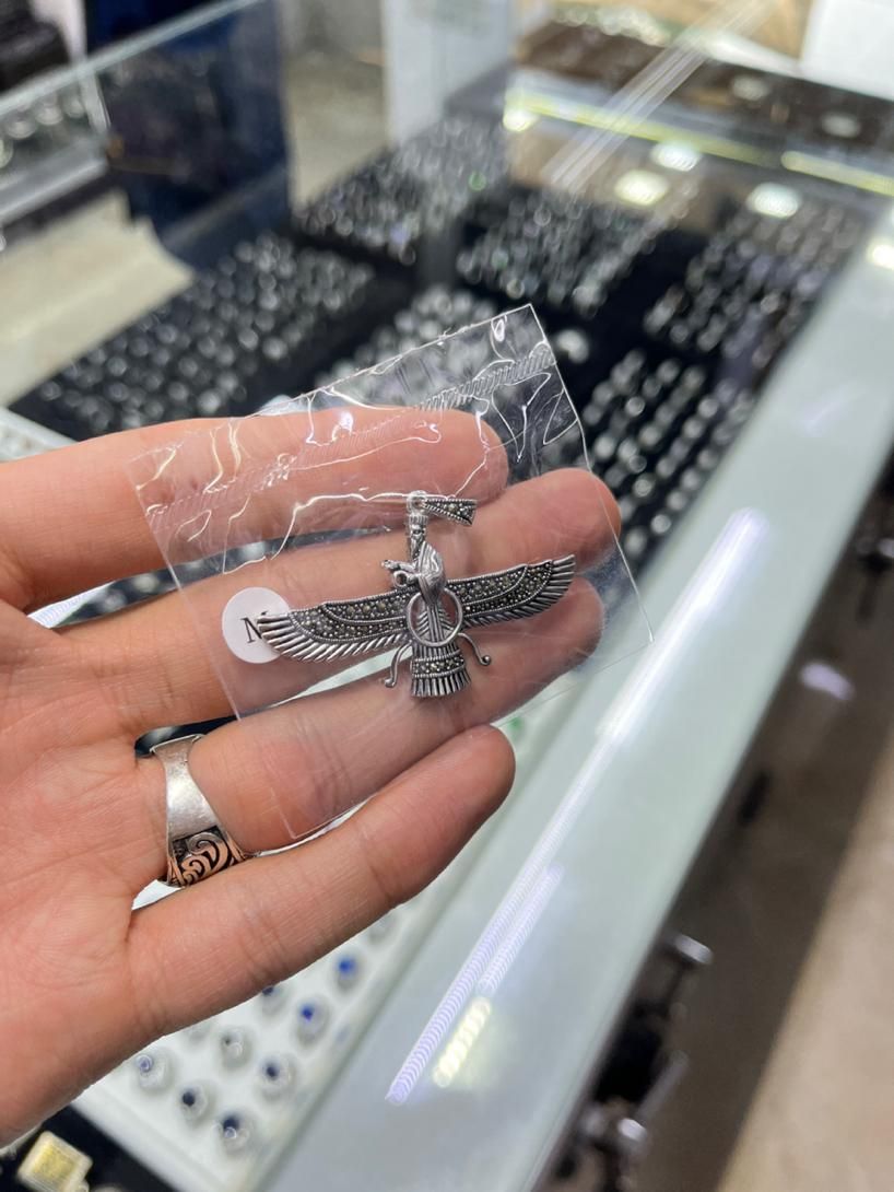 مدال نقره ۹۲۵ مردانه تایلندی|جواهرات|اصفهان, سرچشمه|دیوار