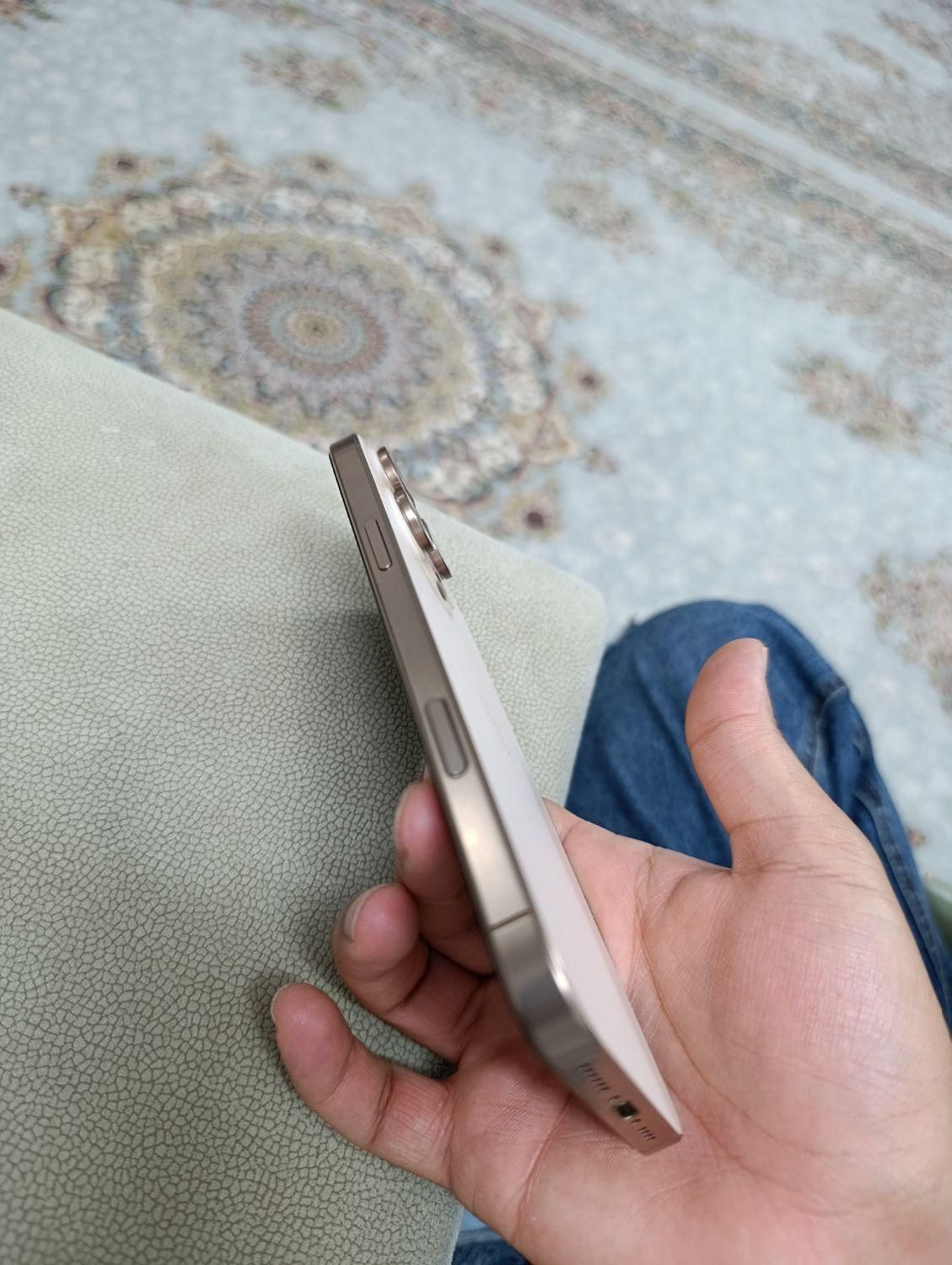 اپل iPhone 16 Pro Max با حافظهٔ ۲۵۶ گیگابایت|موبایل|قم, سراجه (۱۵ خرداد)|دیوار