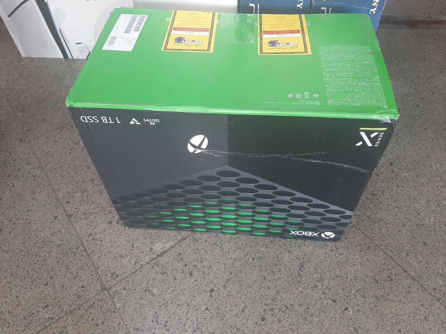 xbox series x یکماهه خریداری شده دودسته|کنسول، بازی ویدئویی و آنلاین|تهران, اقدسیه|دیوار